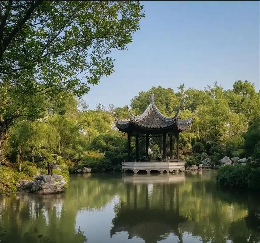 铁山港区怜蕾餐饮有限公司